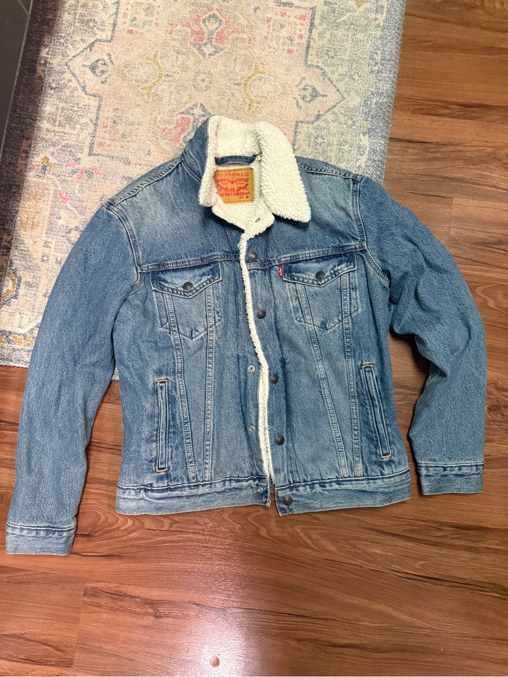 Levi's Women's Blue Sherpa-Lined Denim Jacket Medium NWOT